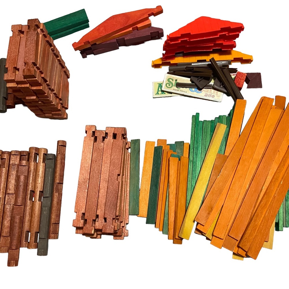 Giant Lincoln Log Wooden Building Set 521 Pieces